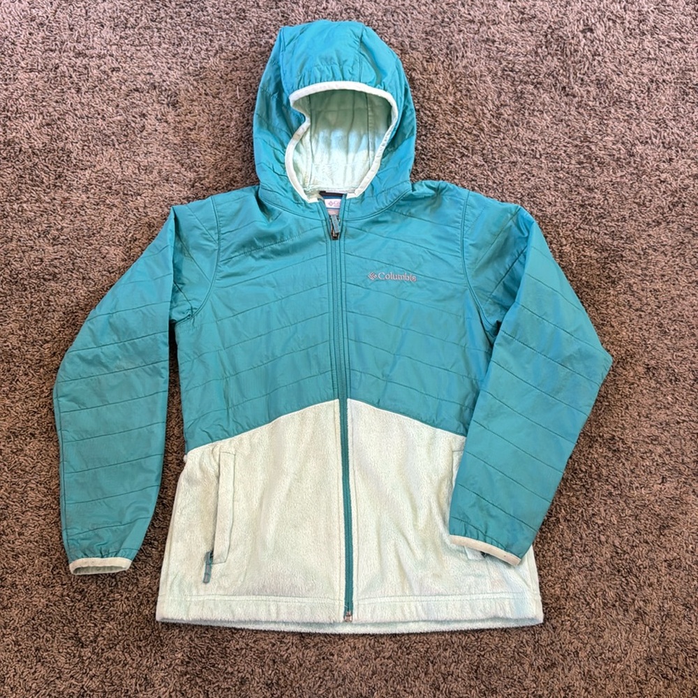 Girl’s Columbia fleece lined jacket. Size Medium (10/12)